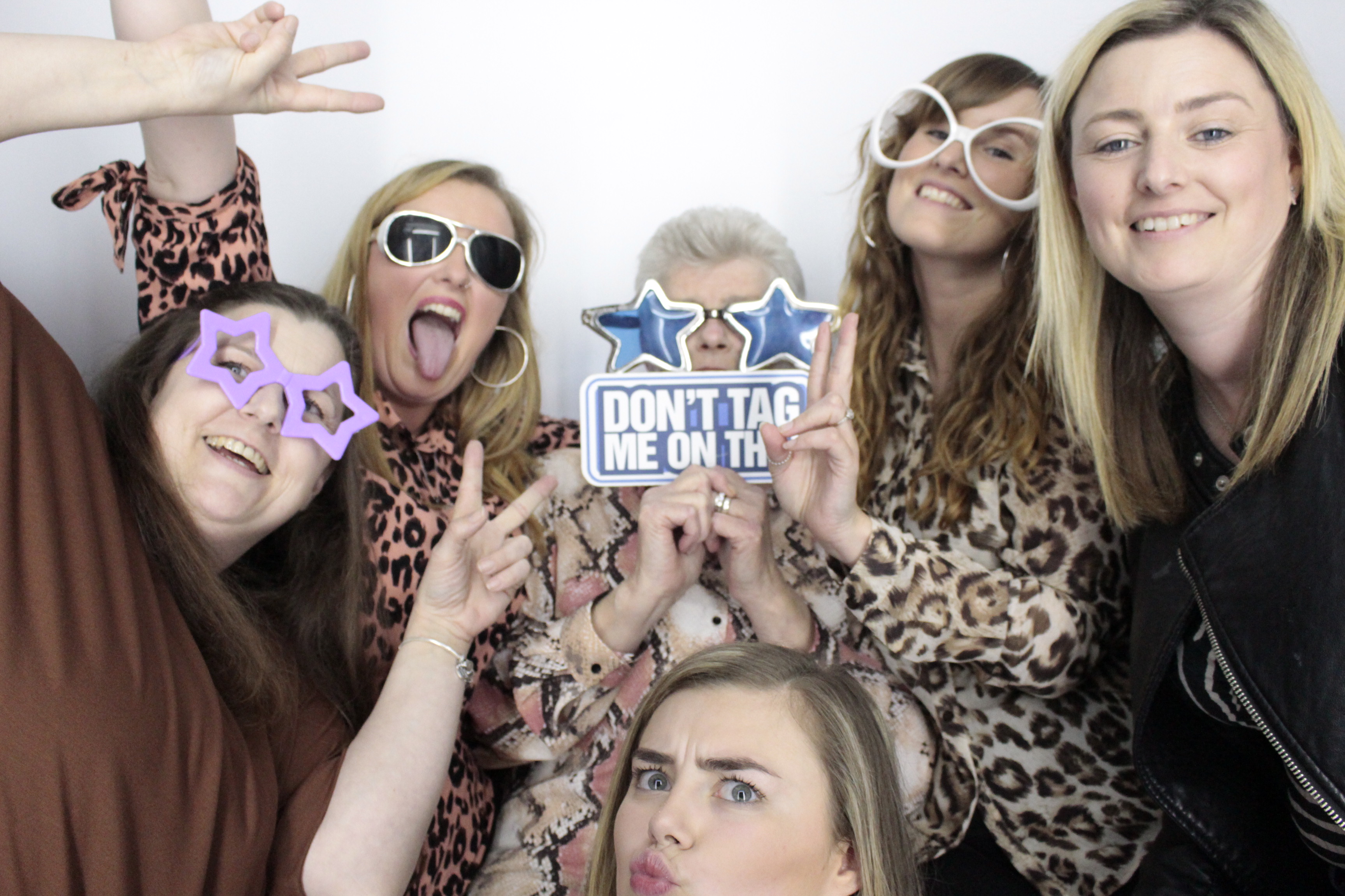 Mandy's 60th  Birthday Party | View more photos from the event at gallery.myphotoboothexperience.co.uk/u/MyPhotoBoothExperienceLtd/Mandys-60th-Birthday-Party